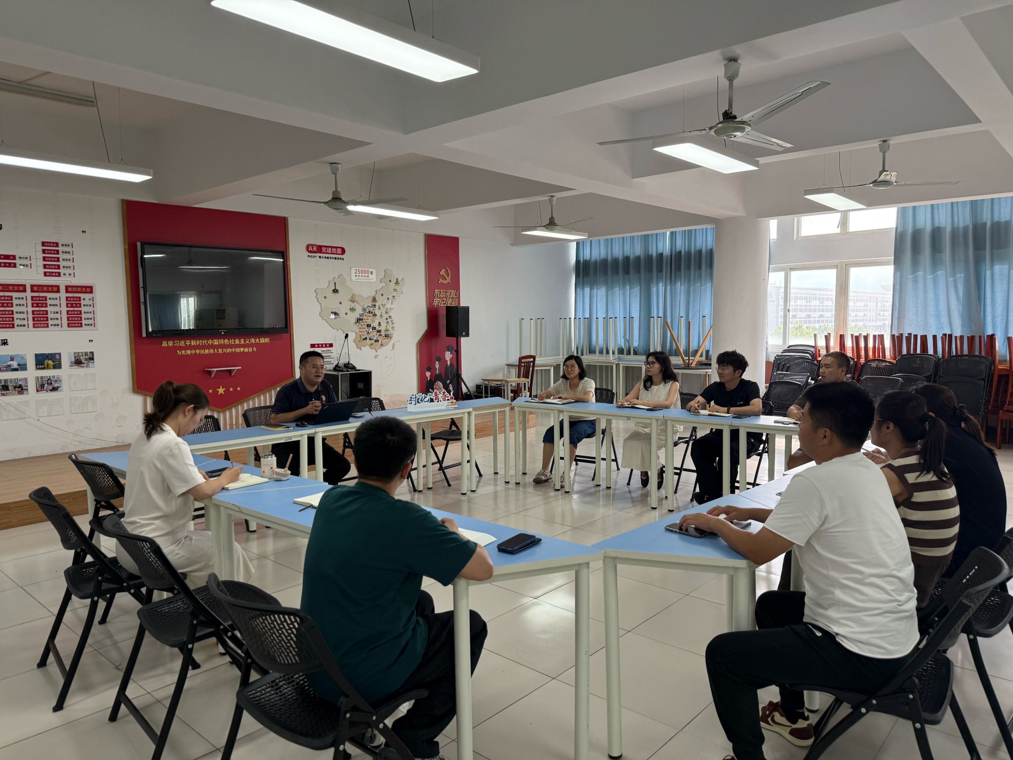 第31期对”化“青春：聚力学生工作 化工学院辅导员共研育人新思路